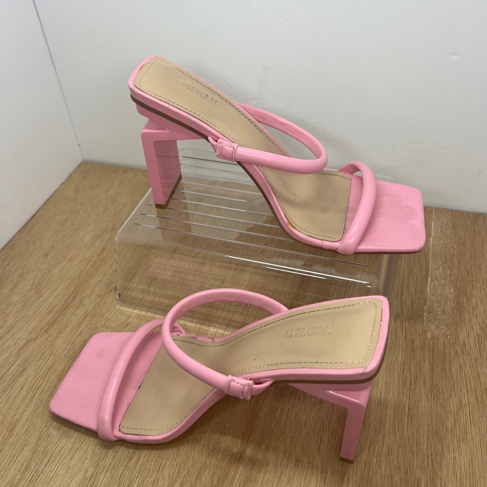 Forever 21 Block Heel Sandals Womens 7 Pink Good Square Toe Barbiecore Mules
